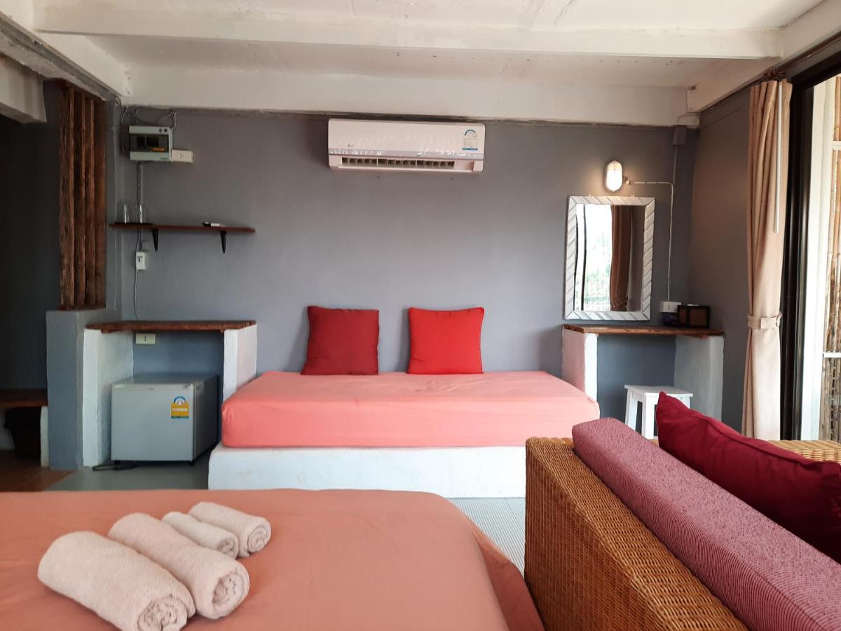 Chasorn Riverside Resort Szajok Kültér fotó